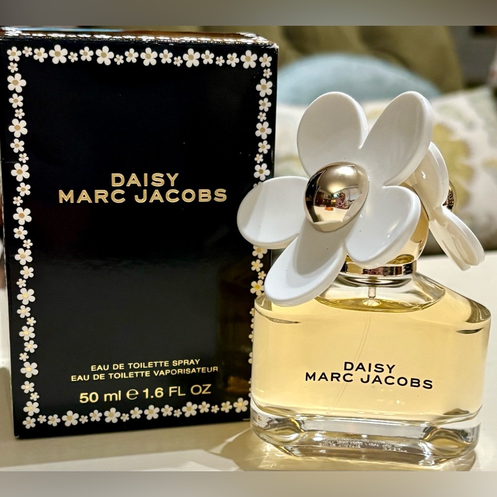 Marc Jacobs Daisy Perfume